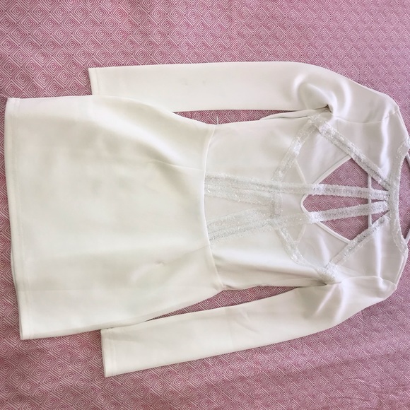 🌟Tobi White&Sequins dress size small🕊🤍🪩 - Picture 5 of 7